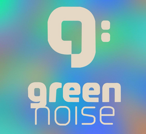 Logo Green Noise in weißer Schrift vor blau-türkisem Hintergrund